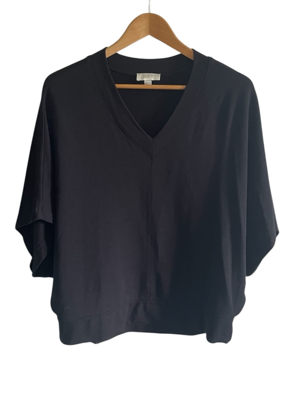 I1- Loft XS extra small V-Neck Black Women's Top